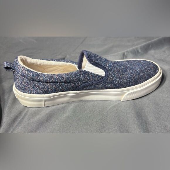 Old Navy Slip On Sneakers In Denim Blue Size 3 EPC - Picture 7 of 8